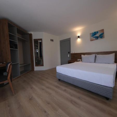 Premier Inn City Antalya Exterior foto